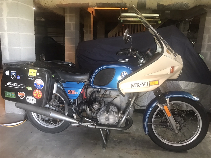 1975 R90/6 with Mark VI Windjammer Fairing and Krause Hard Bags
